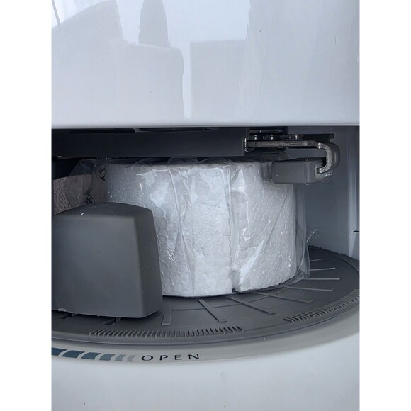 Black And Decker Lids Off Automatic Jar Opener - Picture 6 of 8